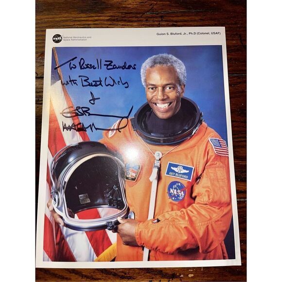 Astronaut Guion Bluford Signed Photograph - Picture 4 of 6